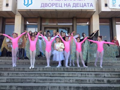 За нас през годините назад - Общински център за работа с деца - Стамболийски