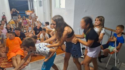 Творческа ваканция "Хайде да творим заедно" по програма на МОН и НДД - Общински център за работа с деца - Стамболийски